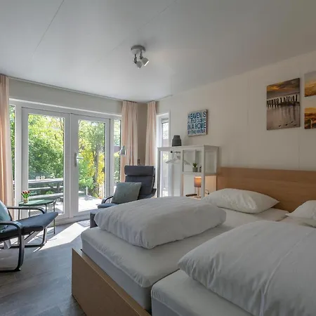 Noor- Campanula - Sint Maartenszee Alpehytte Sint Maartensvlotbrug